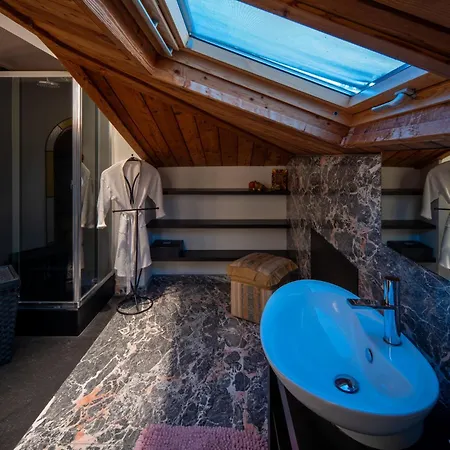 Apartamento D'autore Alba (Piedmont)